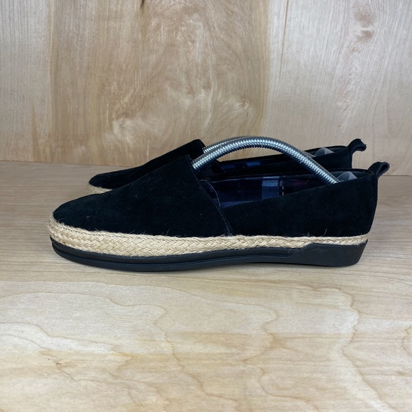 blondo robin waterproof flat